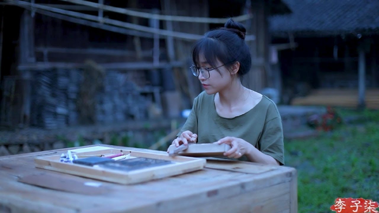 Pencetakan balok kayu, diukir dengan esensi budaya Tiongkok kuno | Saluran Liziqi